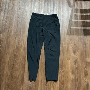 FABLETICS athletic pants. Lulu lemon like material. Mens M. Black